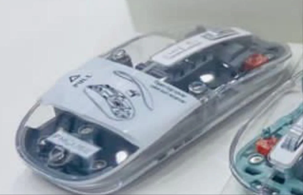 F MOUSE Transparent - Image 3