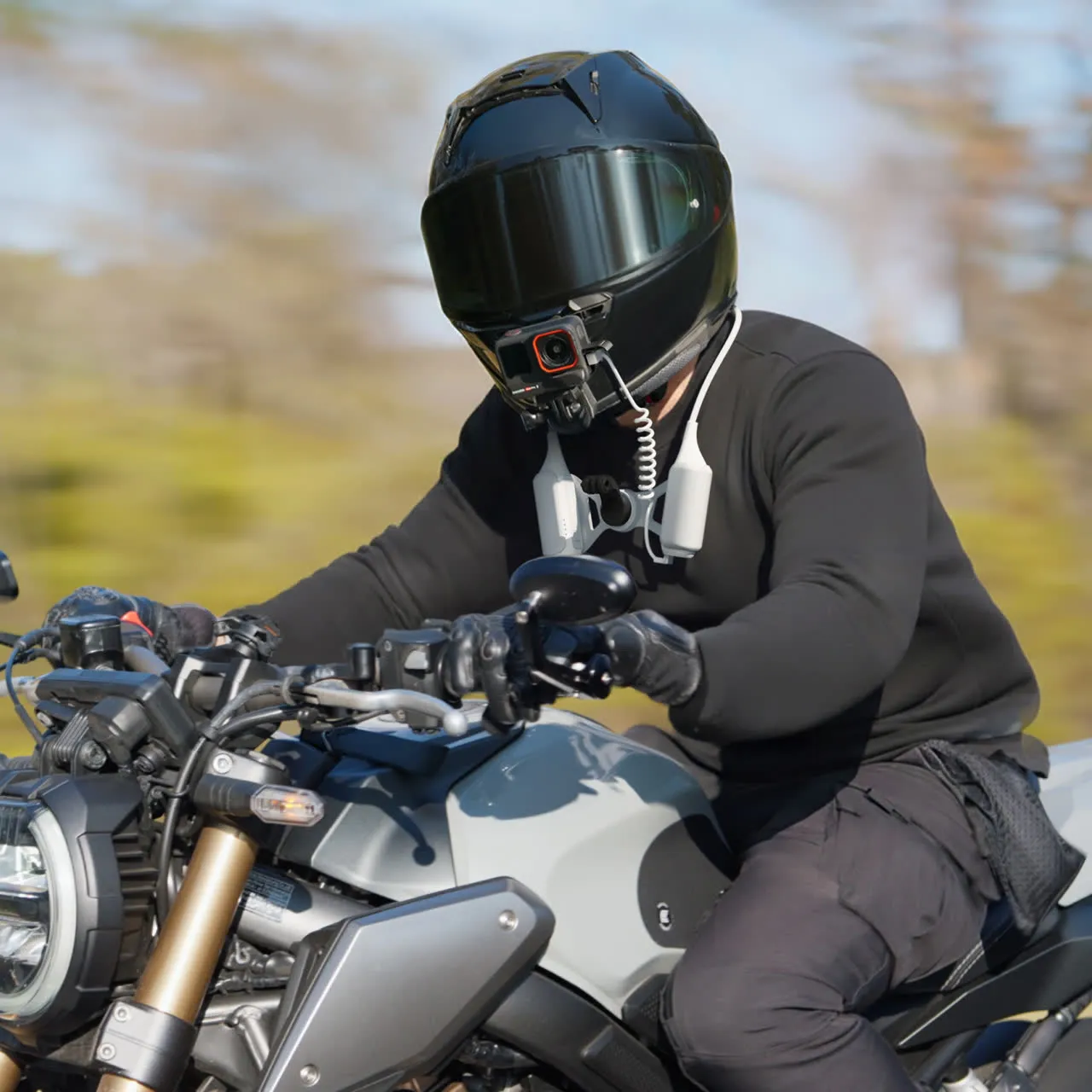 Insta360 Fomo Power Neck Mount - Image 3