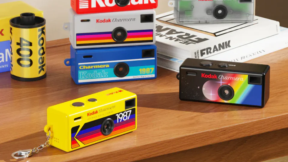 Kodak Charmera 1987 Keychain Digital Camera - Image 5