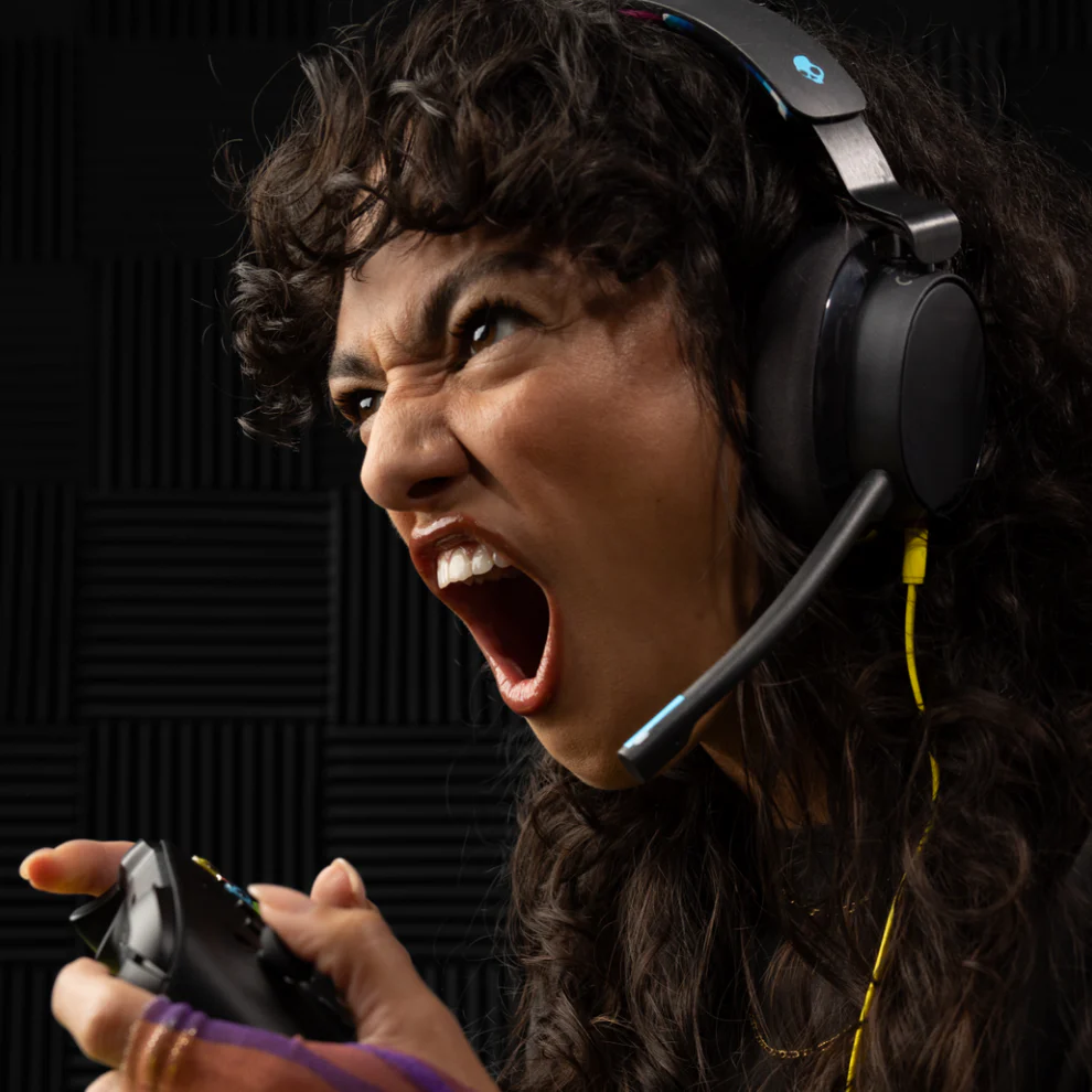 Skullcandy Slyr wired gaming headset - Image 2