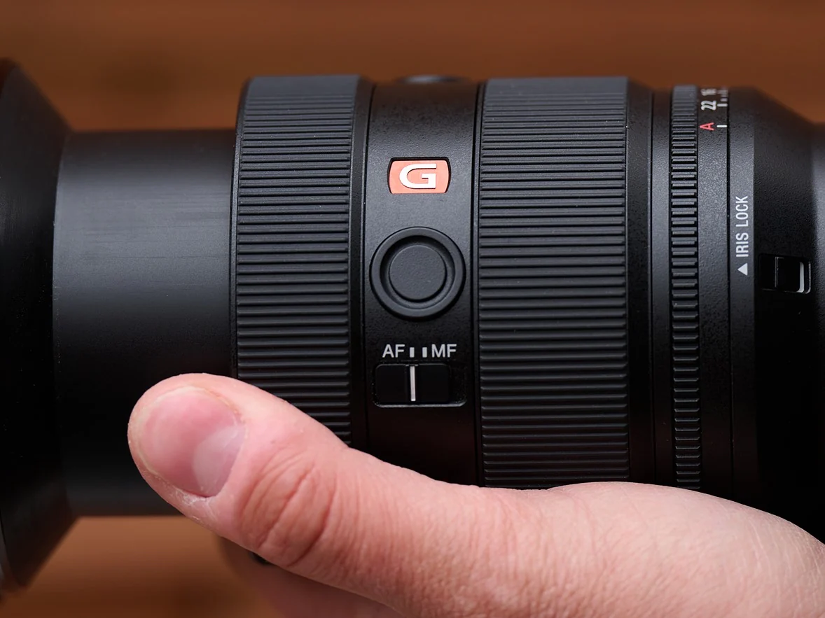 Sony Lenses - Image 15